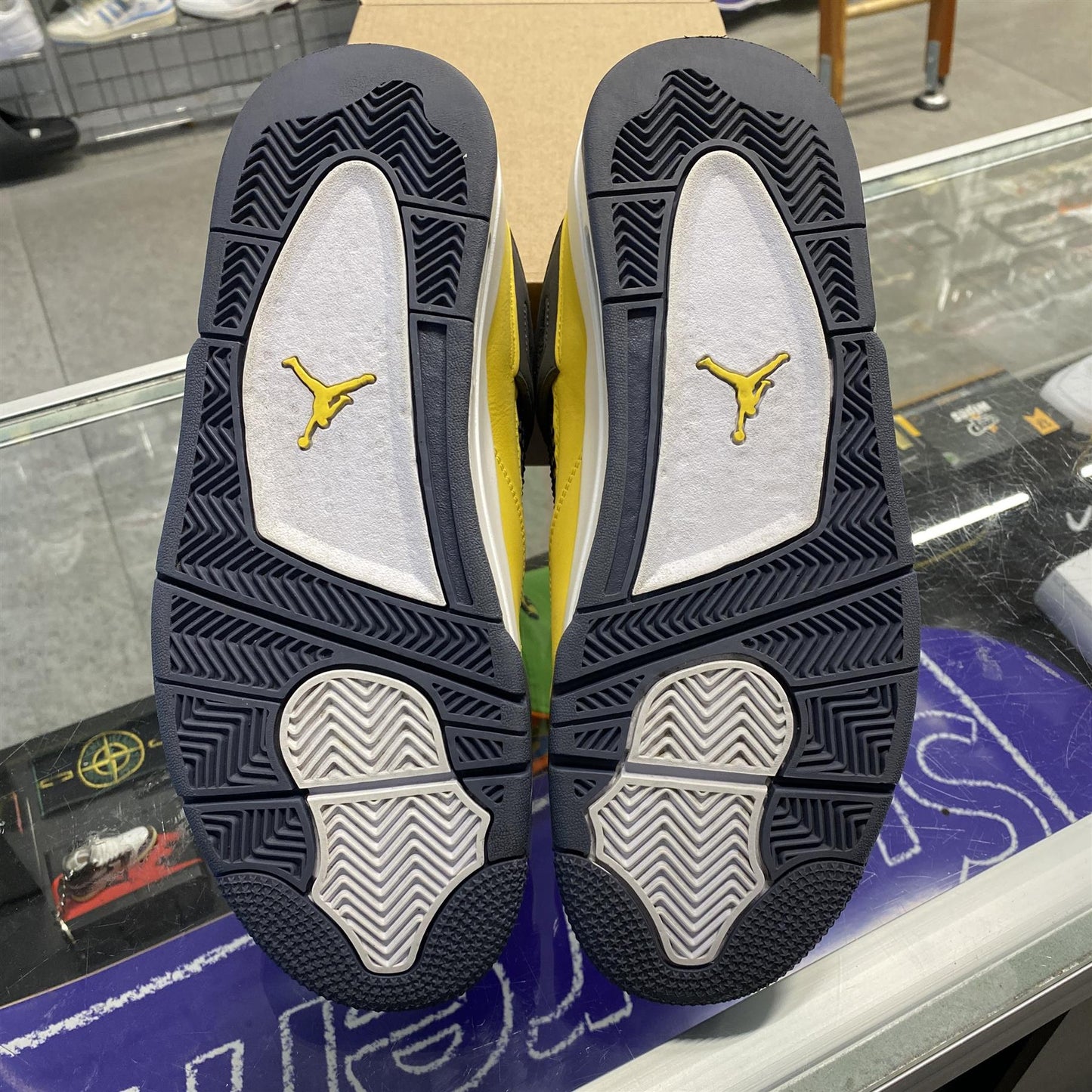 Air Jordan 4 Retro 'Lightning' (2021) UK7.5 (No Box)