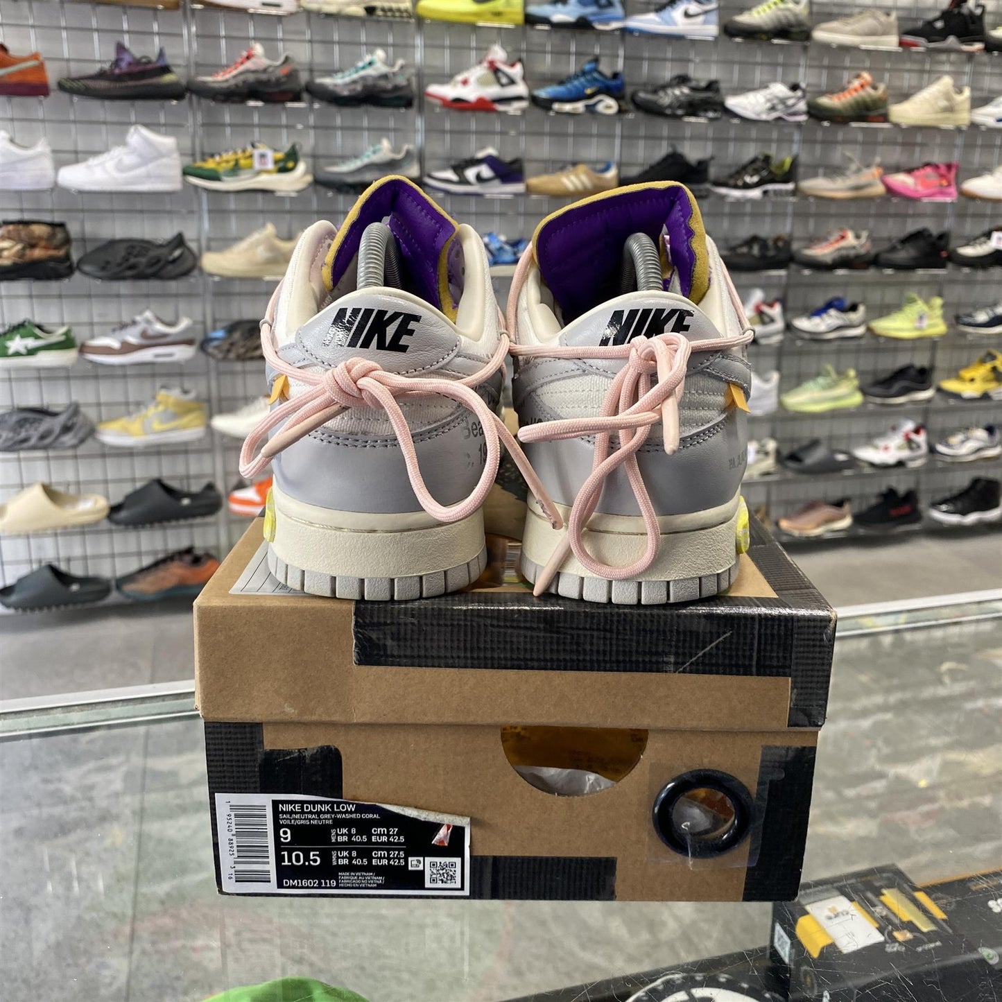 Nike Dunk Low x Off-White 'Lot 24' UK8