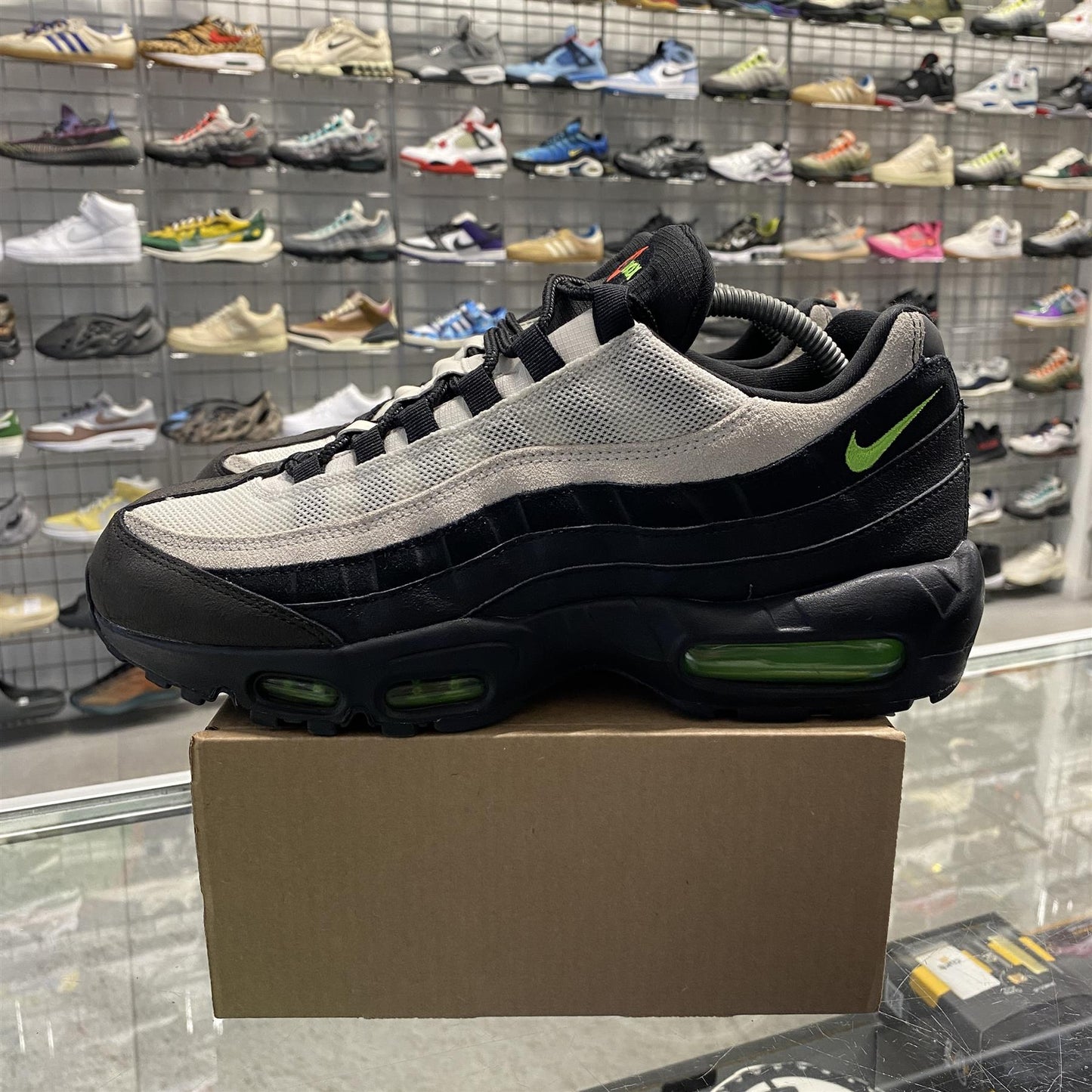 Nike Air Max 95 'Antifreeze' (2019) UK8.5 (No Box)