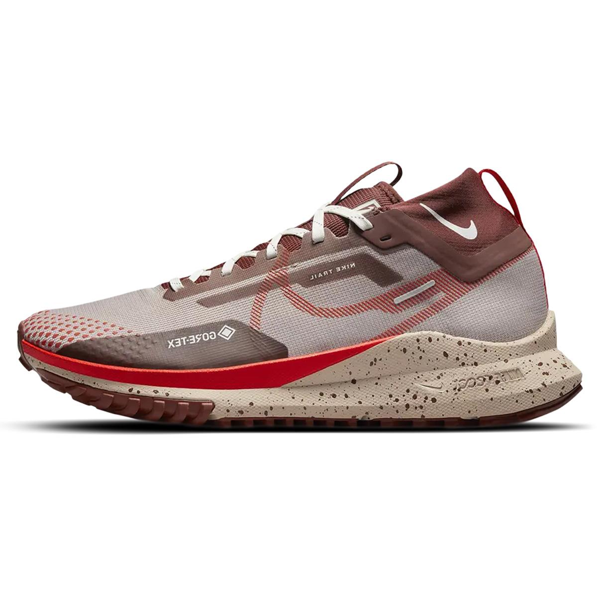 React Pegasus Trail 4 GORE-TEX Diffused Taupe Picante Red