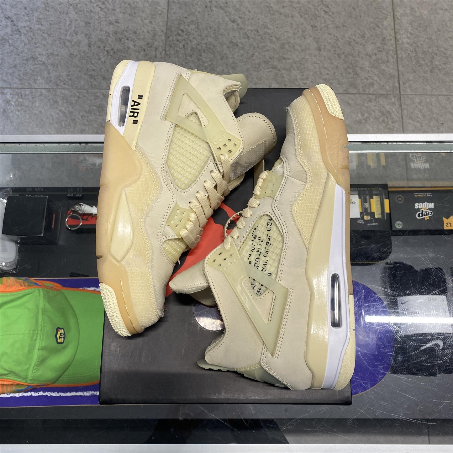 Jordan 4 Retro Off-White 'Sail' UK7