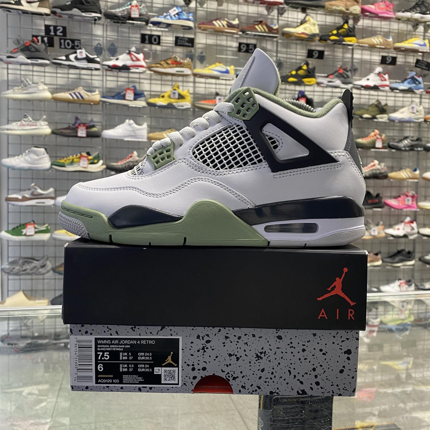 Jordan 4 Retro Seafoam (Women's) UK5