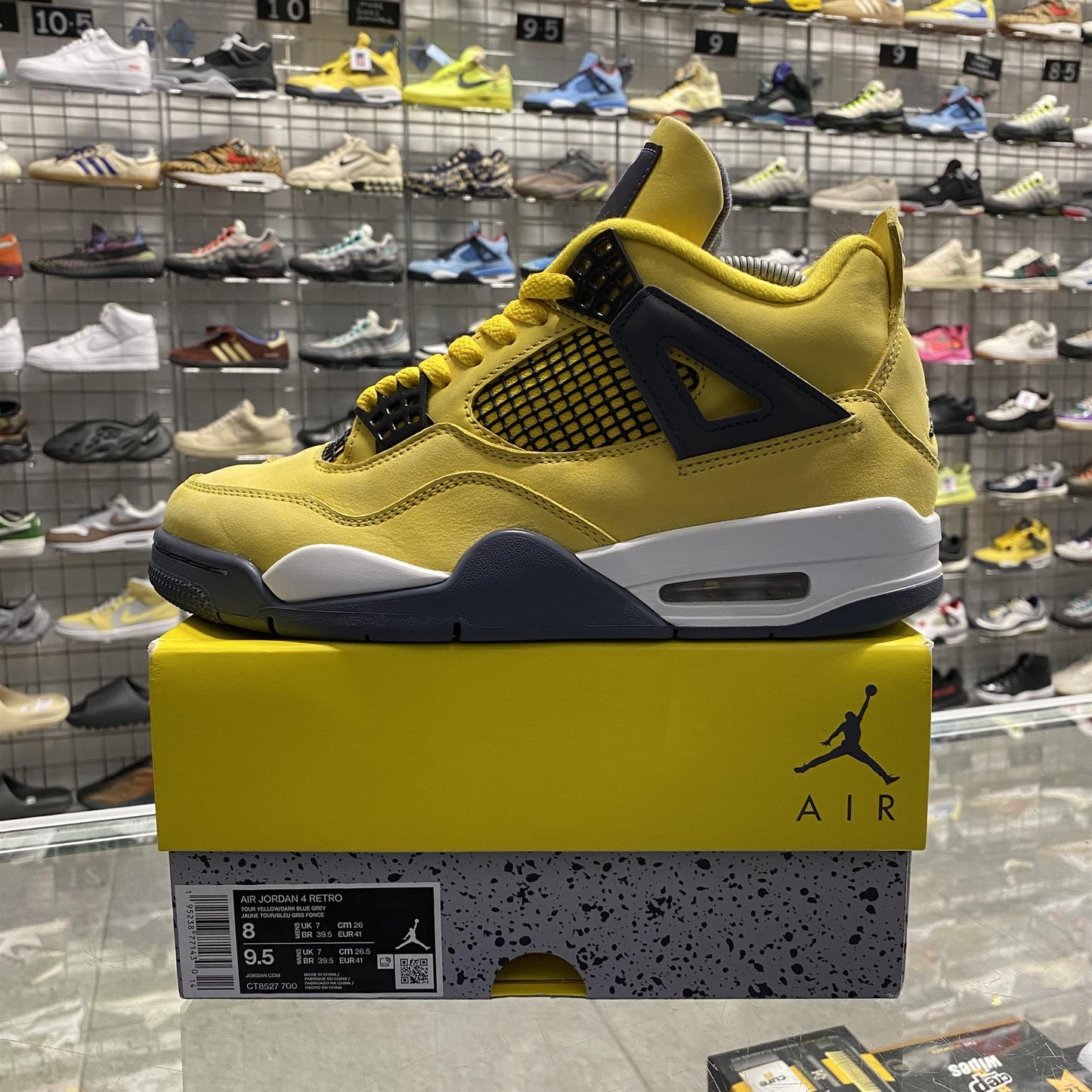 Jordan 4 Retro 'Lightning' (2021) UK7