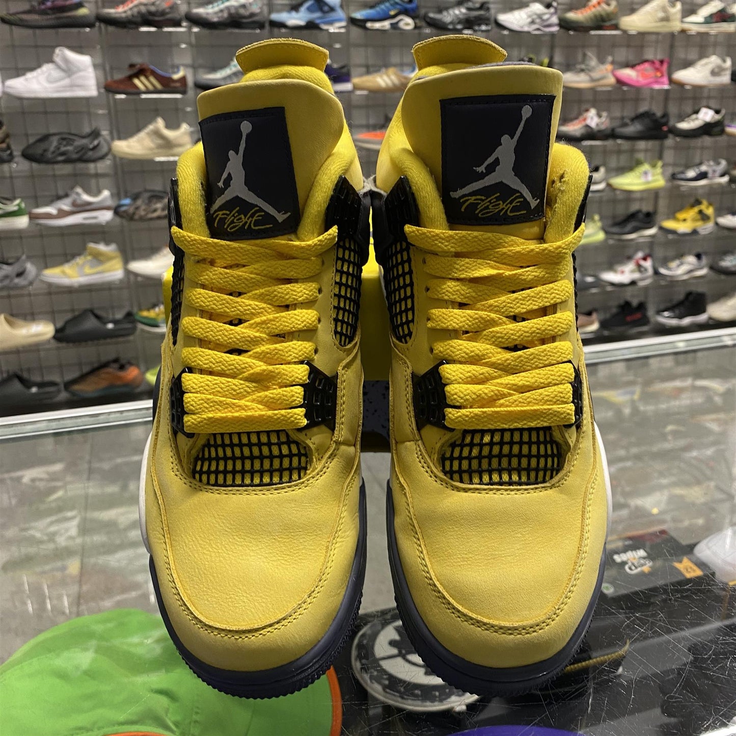 Jordan 4 Retro 'Lightning' (2021) UK7