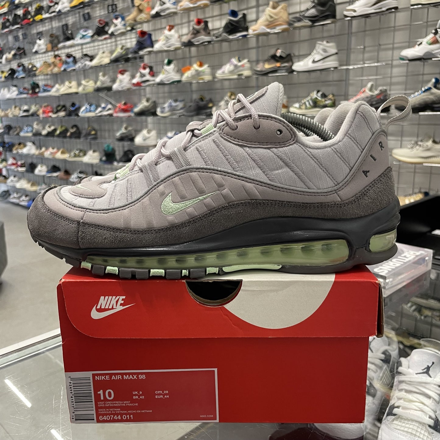 Nike Air Max 98 'Vast Grey Fresh Mint' UK9