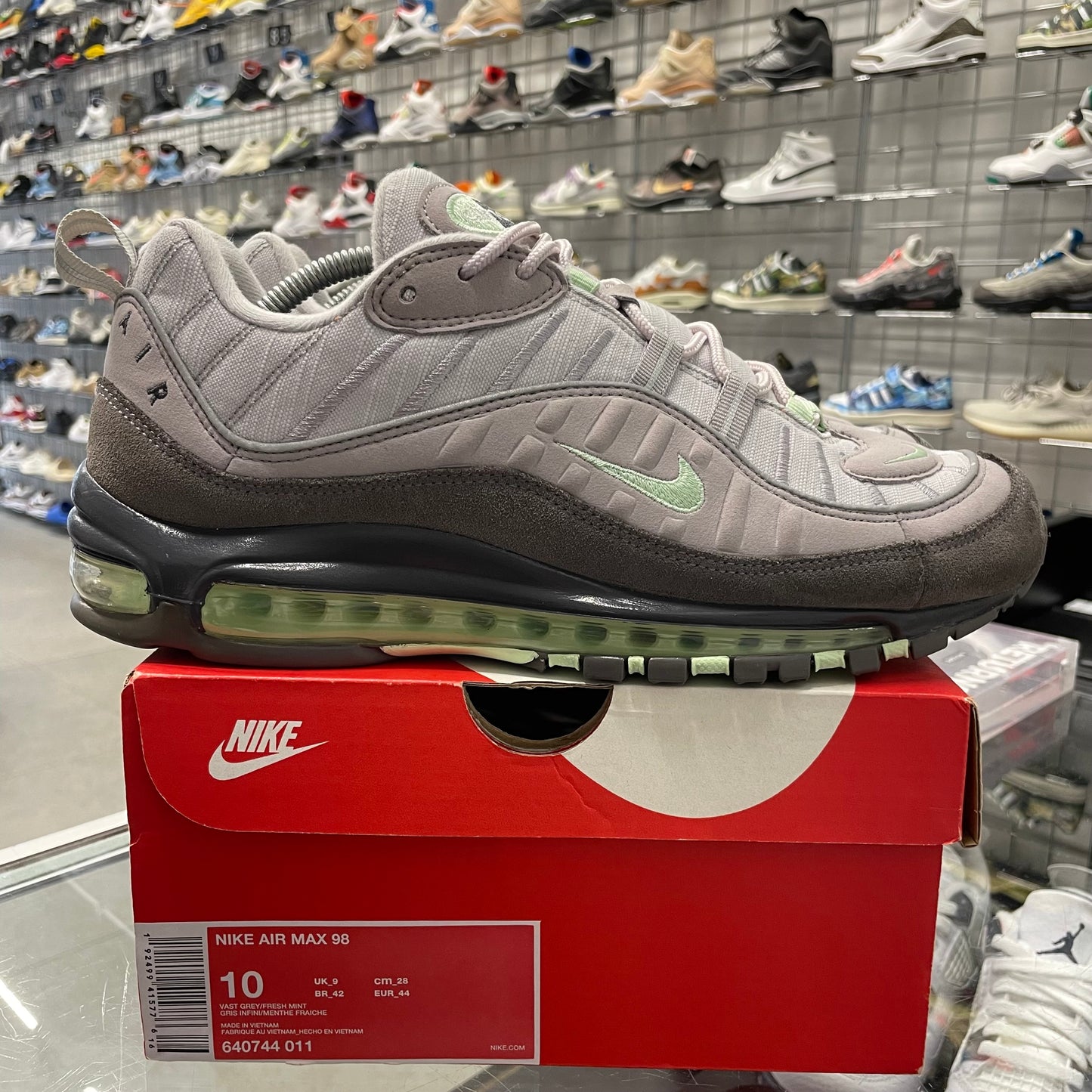 Nike Air Max 98 'Vast Grey Fresh Mint' UK9