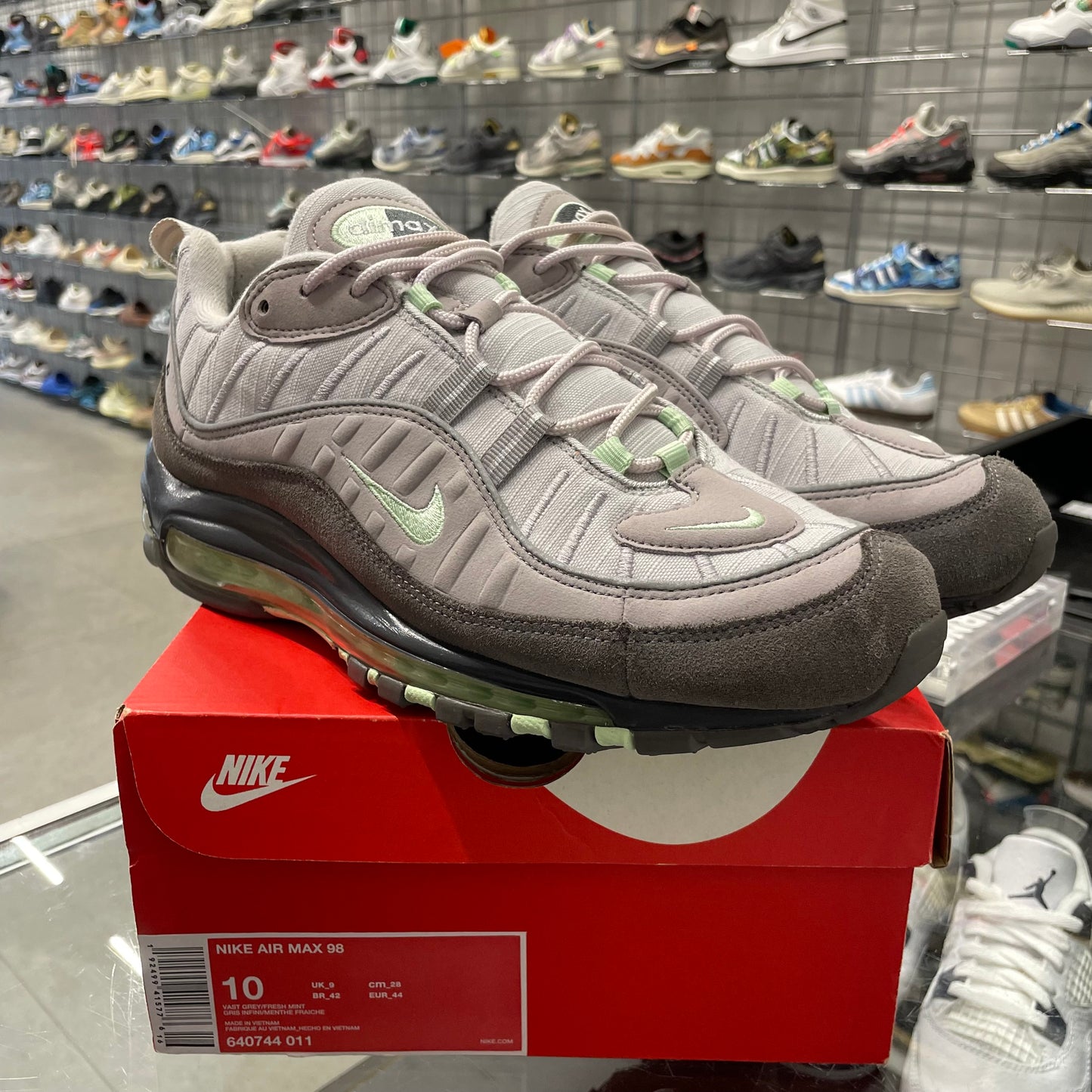 Nike Air Max 98 'Vast Grey Fresh Mint' UK9