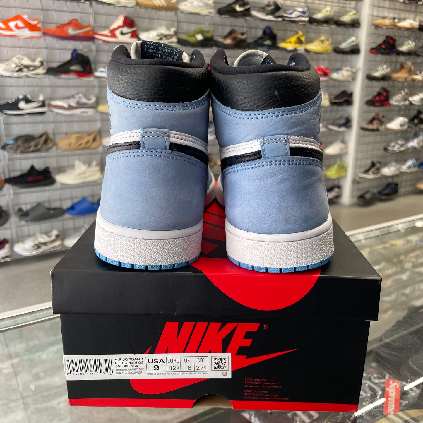 Jordan 1 Retro High OG 'University Blue' UK8