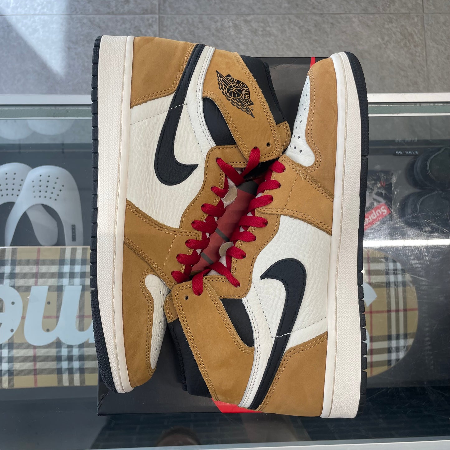 Jordan 1 Retro High 'Rookie of the Year' UK7.5