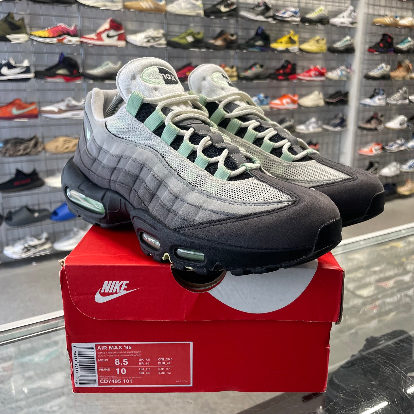 Nike Air Max 95 OG 'Fresh Mint' UK7.5