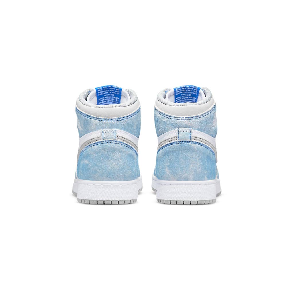 Air Jordan 1 Retro High Hyper Royal Smoke Grey