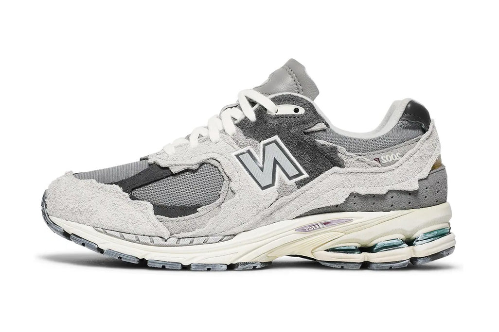 New Balance 2002R Protection Pack Rain Cloud - 1