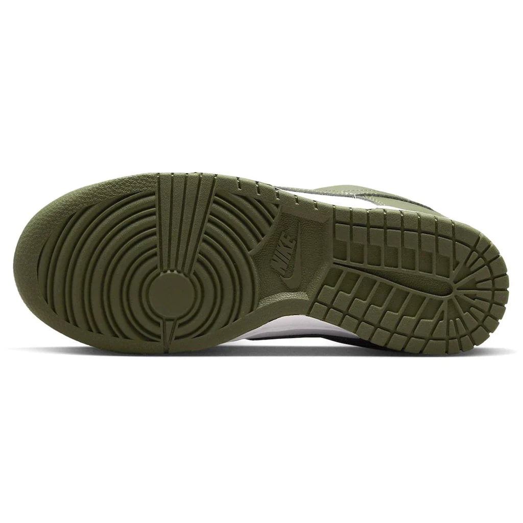 Nike Dunk Low 'Medium Olive' W