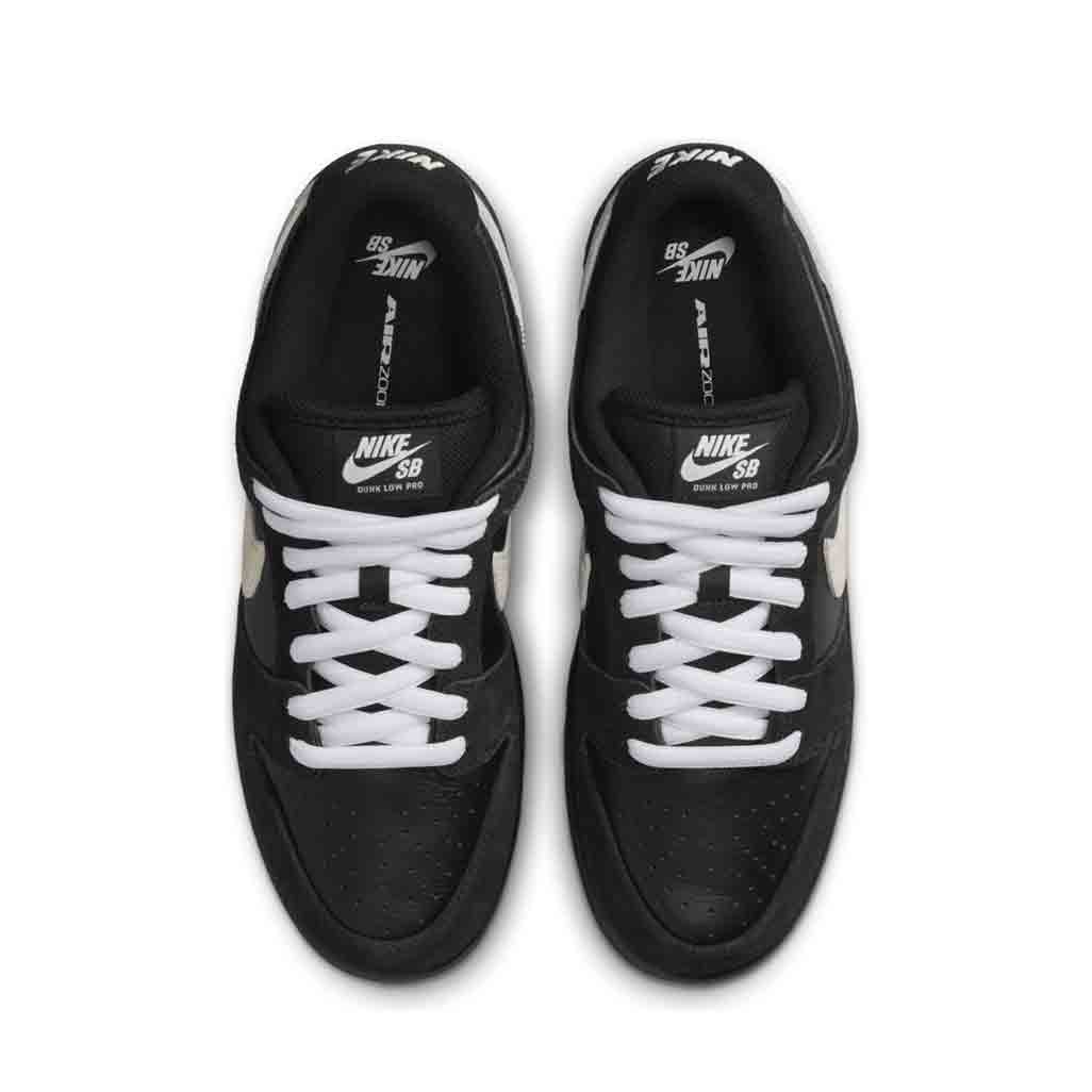 Nike Dunk Low SB Black Gum