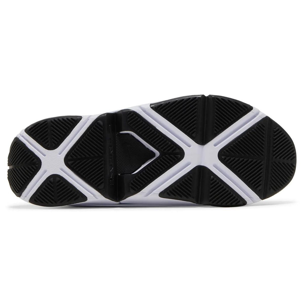 Nike GO FlyEase White Black Womens - 5