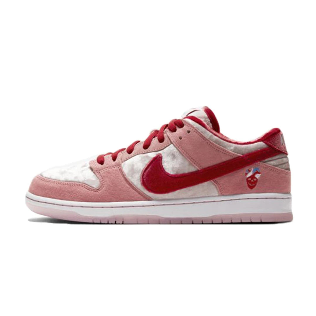 Nike SB Dunk Low StrangeLove - 1