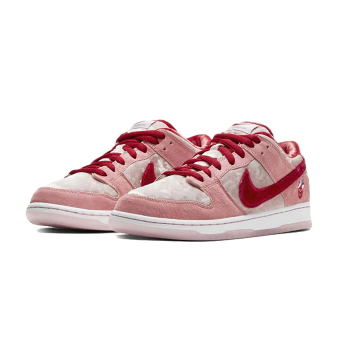 Nike SB Dunk Low StrangeLove - 3