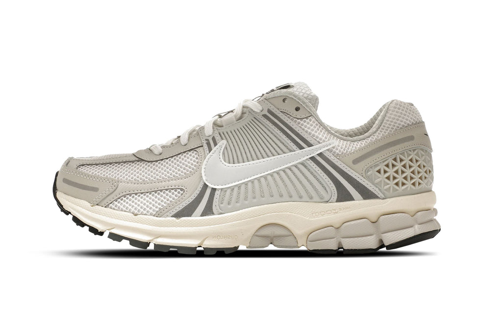 Nike Zoom Vomero 5 Platinum Tint - 1
