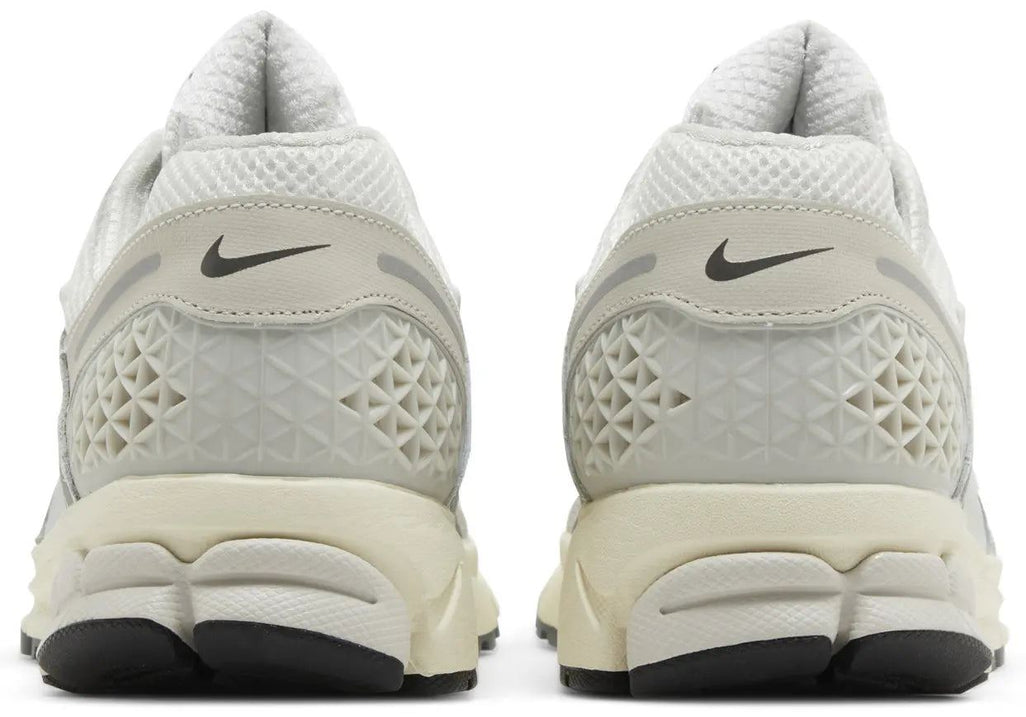 Nike Zoom Vomero 5 Platinum Tint - 4
