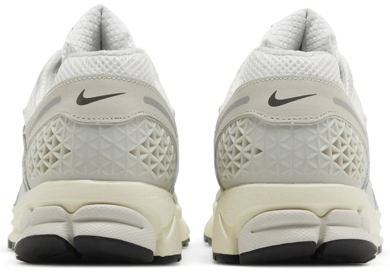 Nike Zoom Vomero 5 Platinum Tint - 4