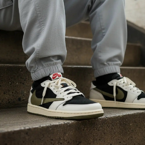 files/ogkicks-desktop-travis-scott-jordan1low-onfeet.webp