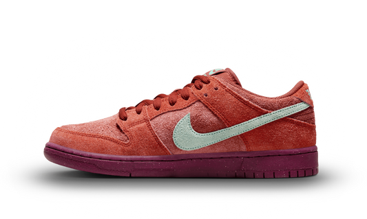 Nike SB Dunk Low Pro PRM Mystic Red