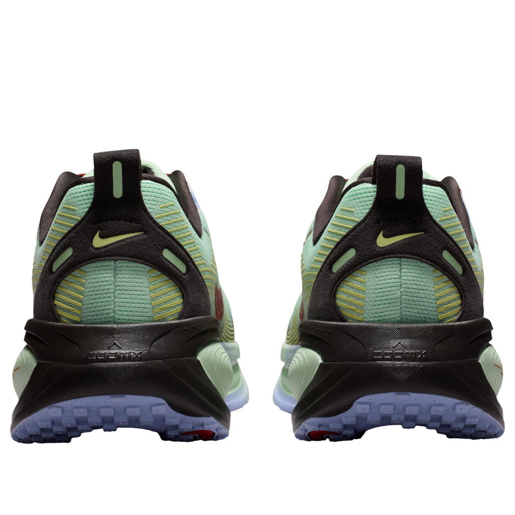 Nike Vomero 18 SE Frosted Spruce Purple Fade