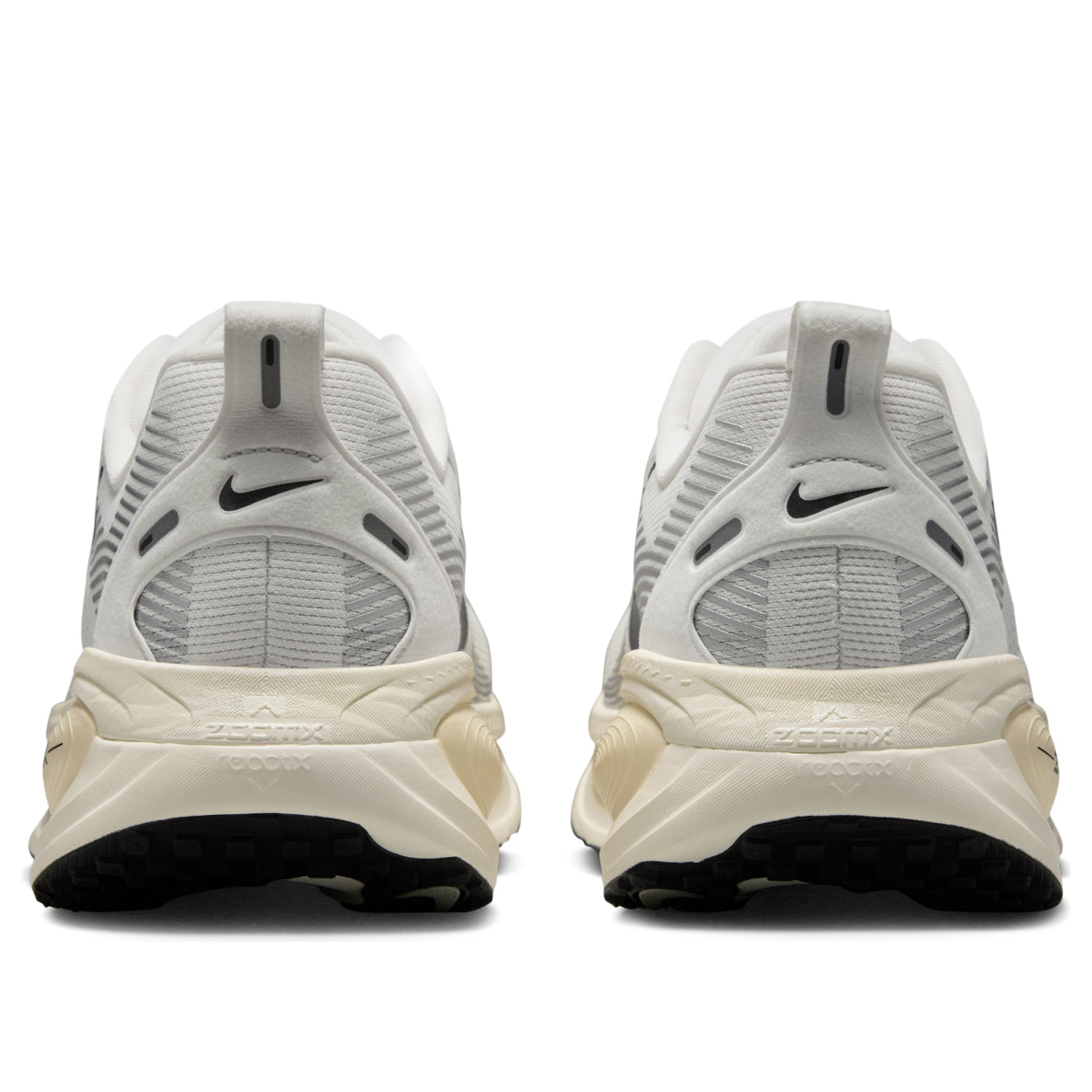 Nike Vomero 18 Summit White Coconut Milk