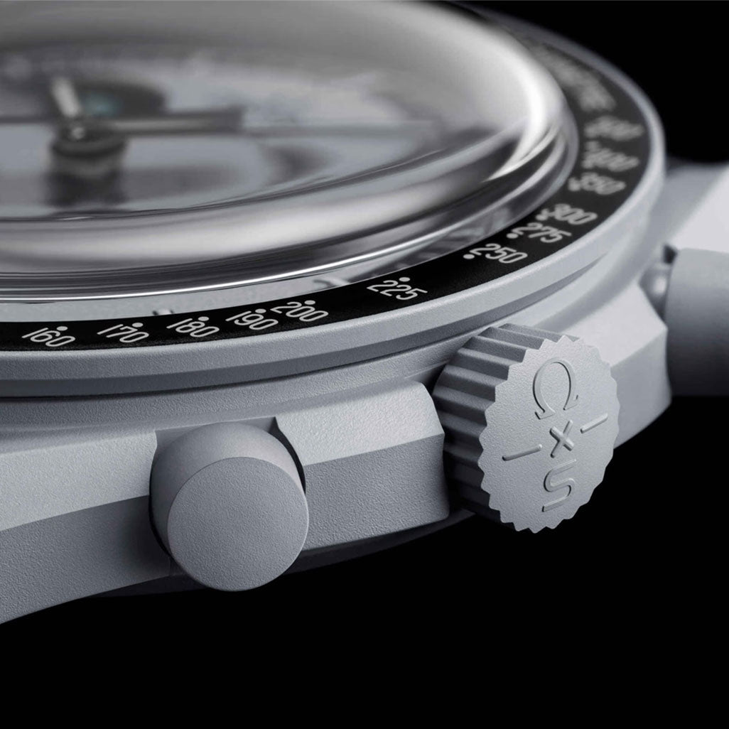Swatch x Omega Bioceramic Mission To Earthphase SO33M700