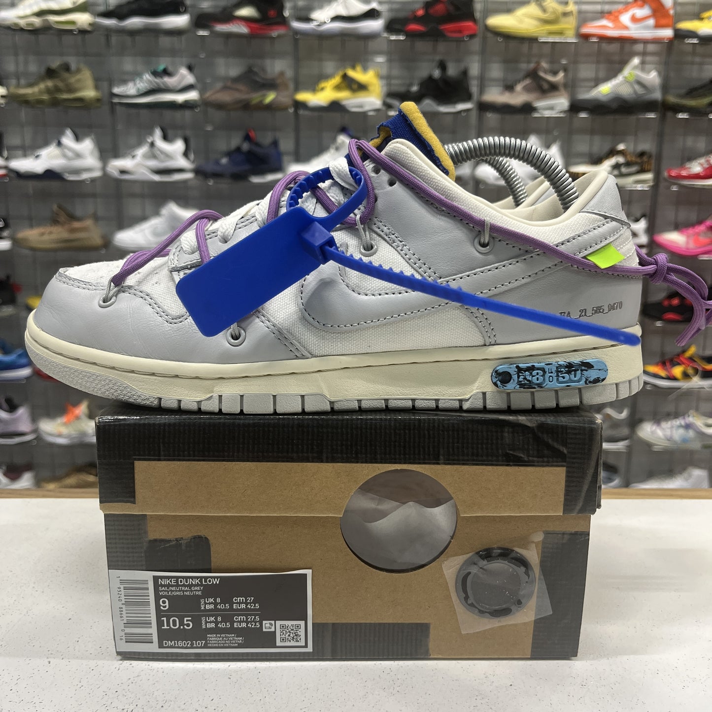 Off-White x Nike Dunk Low 'Lot 48 of 50' UK8