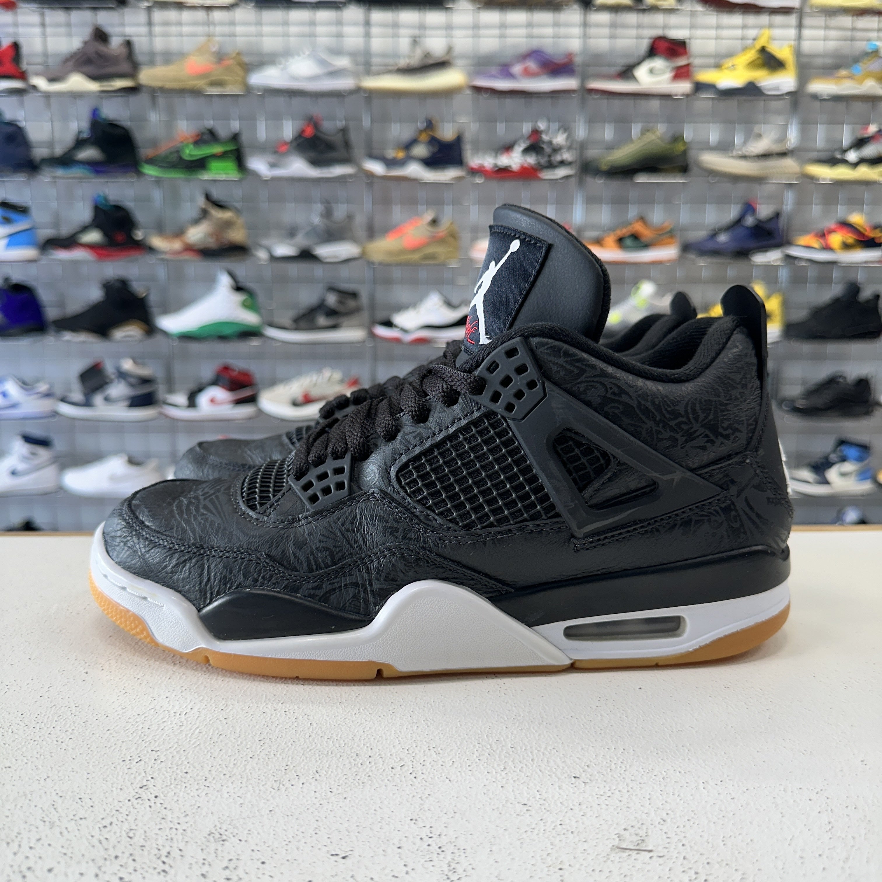 Jordan 4 se store laser