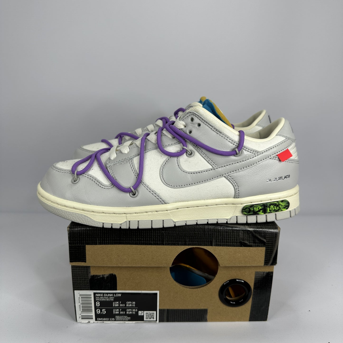 Off-White x Nike Dunk Low 'Lot 47 of 50' UK7