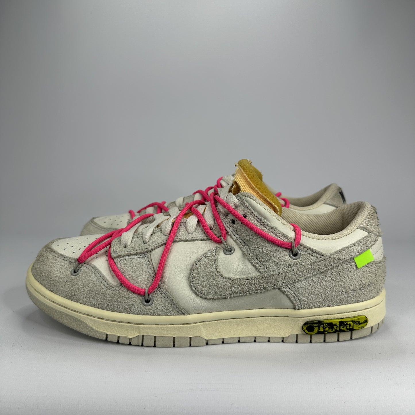Off-White x Nike Dunk Low 'Lot 17 of 50' UK8.5**