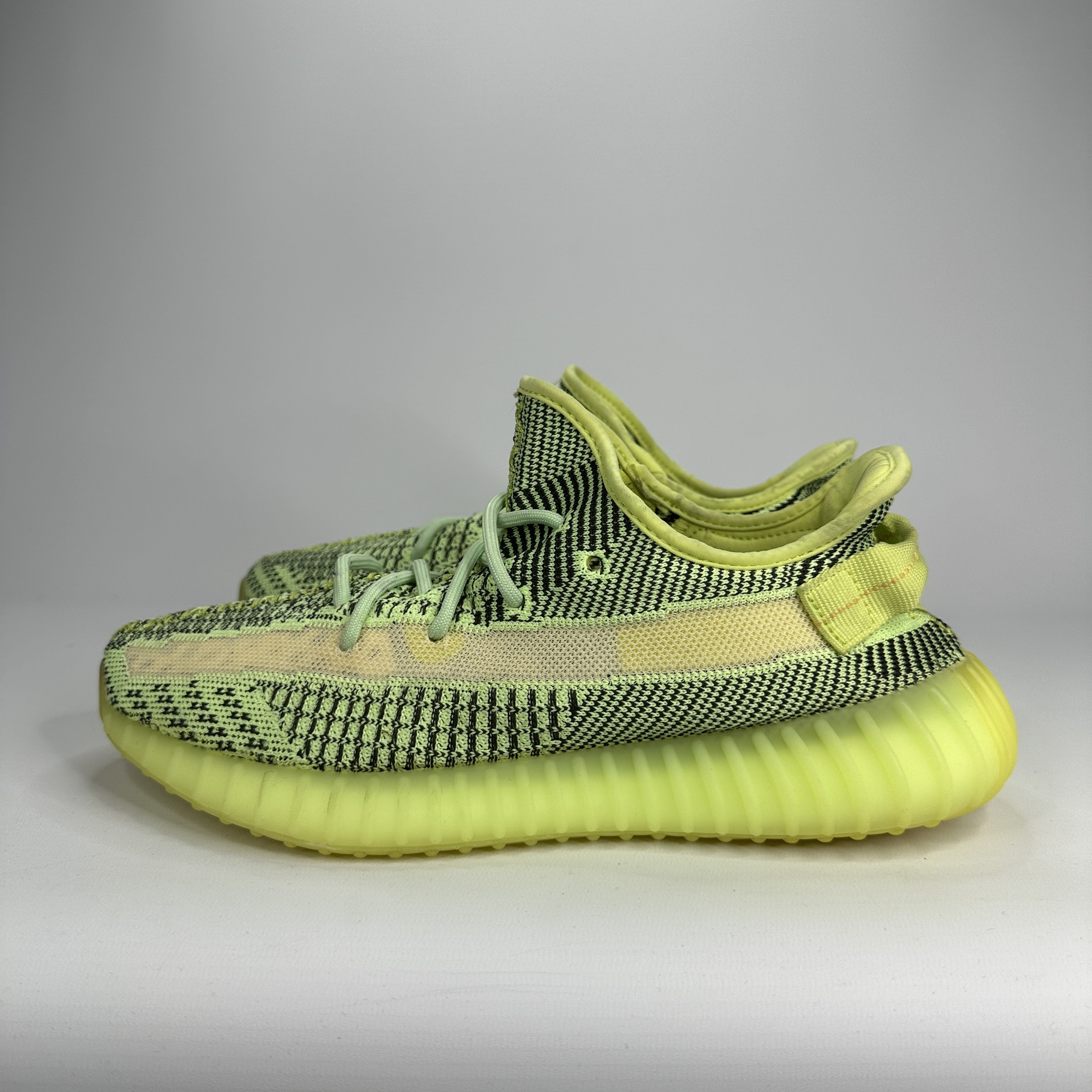 Adidas yeezy yeezreel discount uk